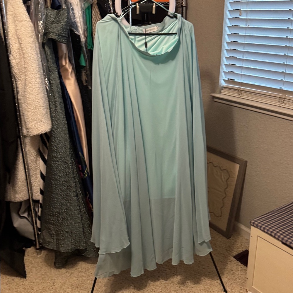 Chicwish chiffon Mint Maxi Skirt/XXL - Picture 4 of 7